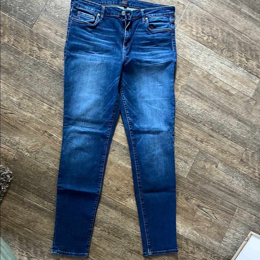 Kut from the Kloth Blue Skinny Jeans Classic Style